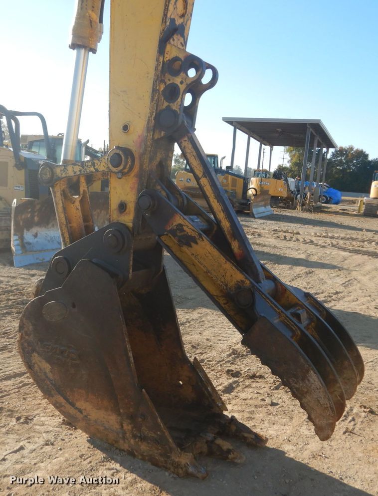 image for item DH5214 2000 Komatsu PC220LC-6LE  excavator