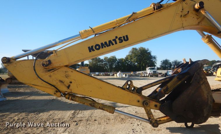image for item DH5214 2000 Komatsu PC220LC-6LE  excavator