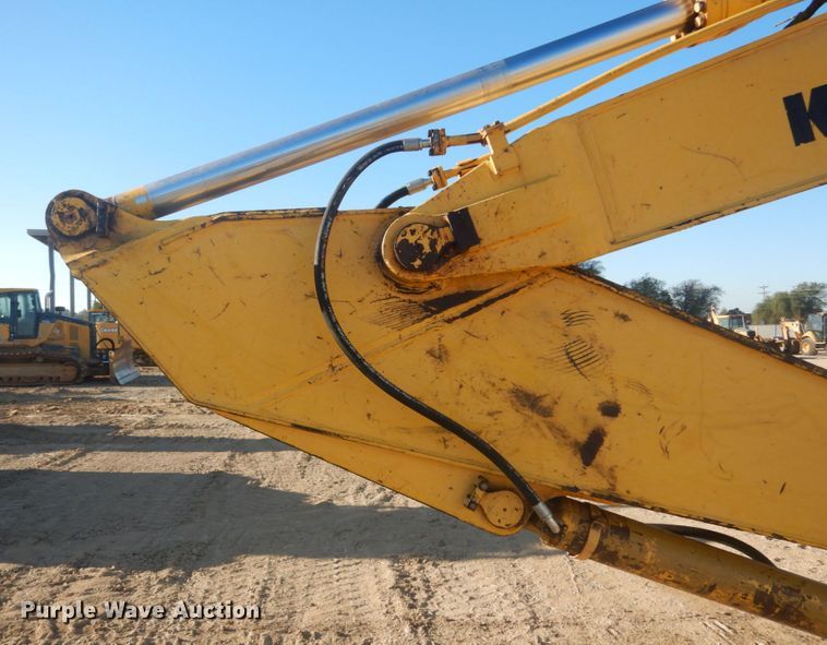 image for item DH5214 2000 Komatsu PC220LC-6LE  excavator