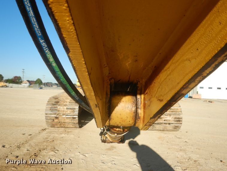 image for item DH5214 2000 Komatsu PC220LC-6LE  excavator