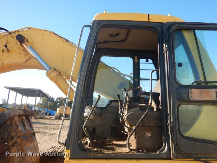 image for item DH5214 2000 Komatsu PC220LC-6LE  excavator