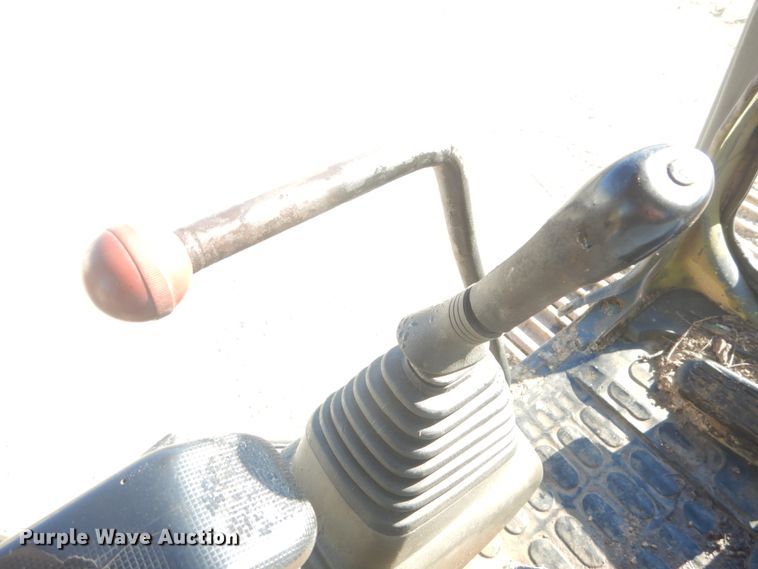 image for item DH5214 2000 Komatsu PC220LC-6LE  excavator