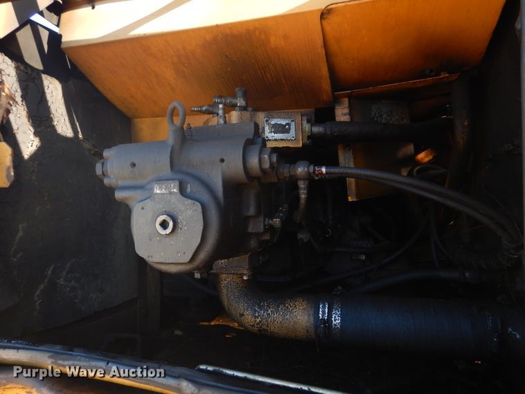 image for item DH5214 2000 Komatsu PC220LC-6LE  excavator