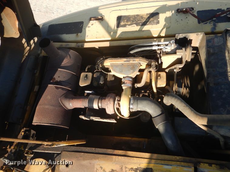 image for item DH5214 2000 Komatsu PC220LC-6LE  excavator