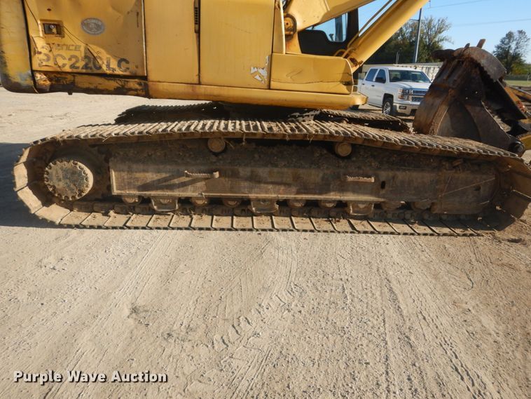 image for item DH5214 2000 Komatsu PC220LC-6LE  excavator