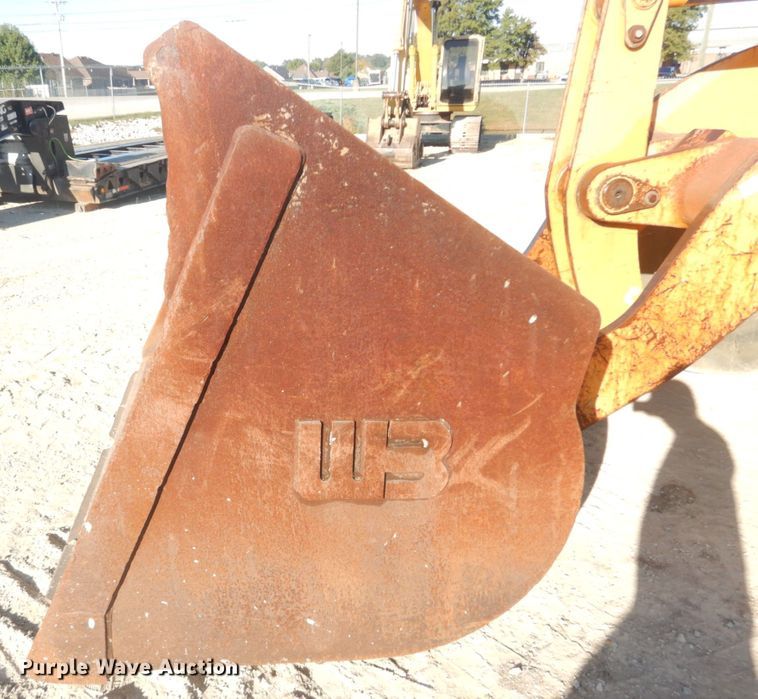 image for item DH5215 2001 Hyundai HL750XTD  wheel loader