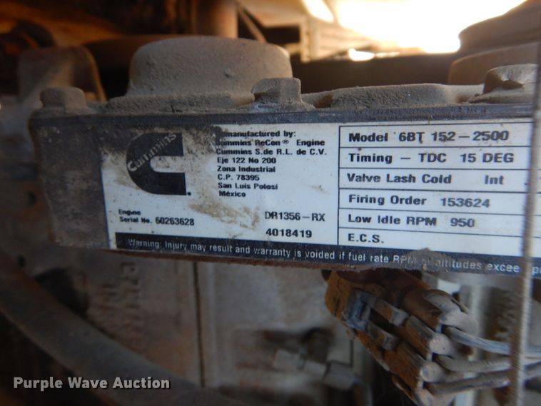 image for item DH5215 2001 Hyundai HL750XTD  wheel loader