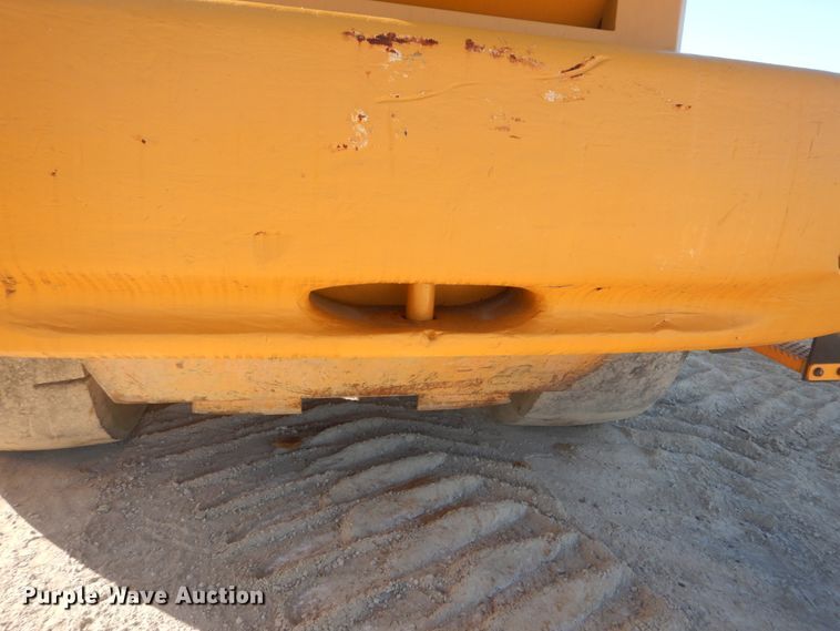 image for item DH5215 2001 Hyundai HL750XTD  wheel loader