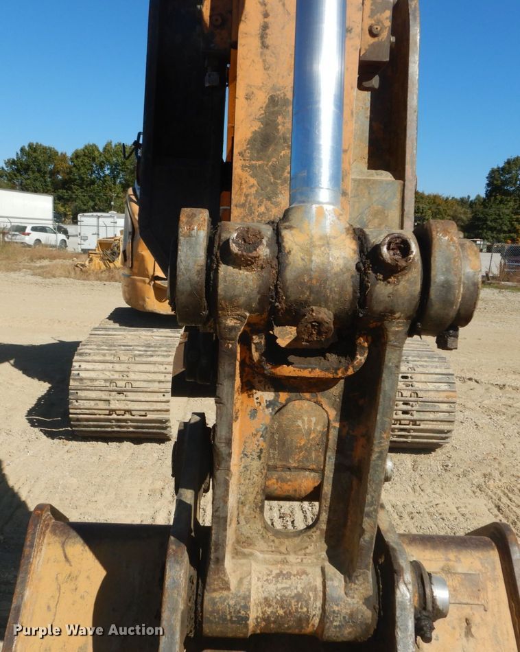 image for item DH5216 2004 Case CX135SR  excavator