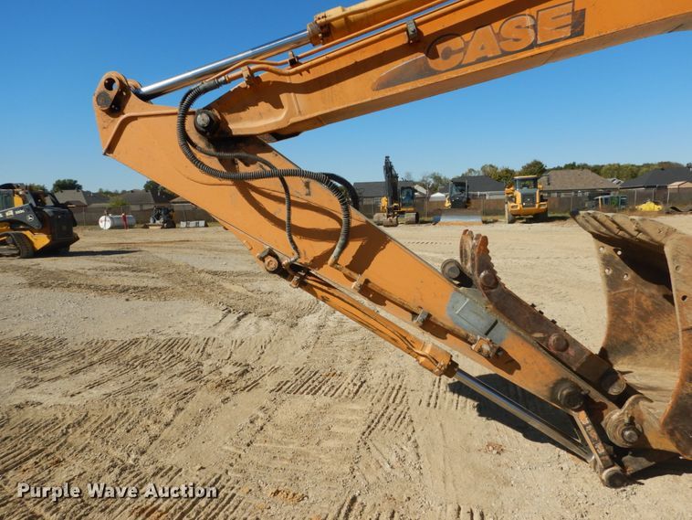 image for item DH5216 2004 Case CX135SR  excavator