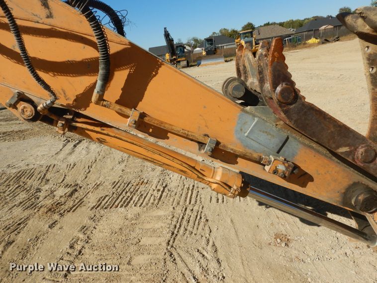 image for item DH5216 2004 Case CX135SR  excavator