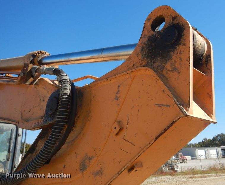 image for item DH5216 2004 Case CX135SR  excavator