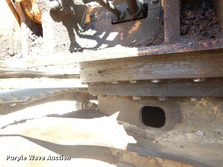 image for item DH5216 2004 Case CX135SR  excavator