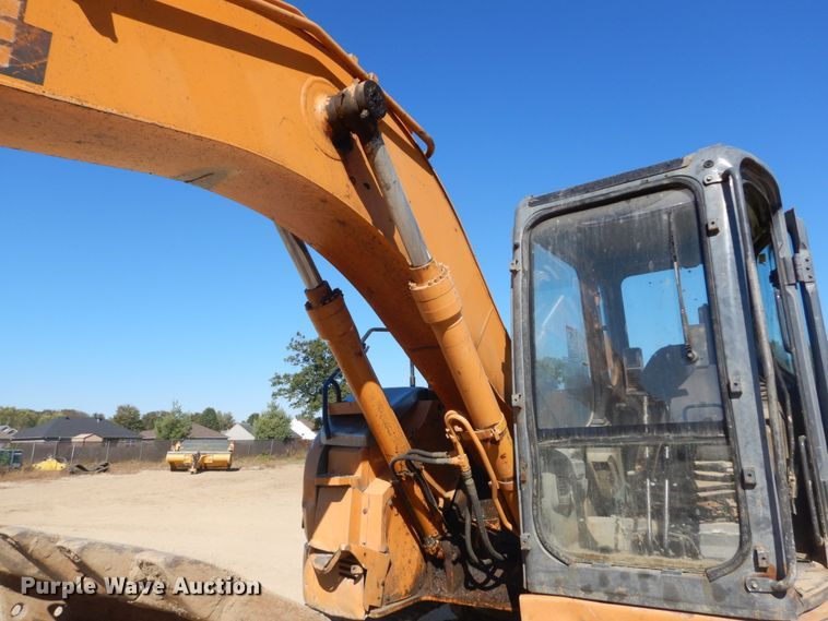 image for item DH5216 2004 Case CX135SR  excavator