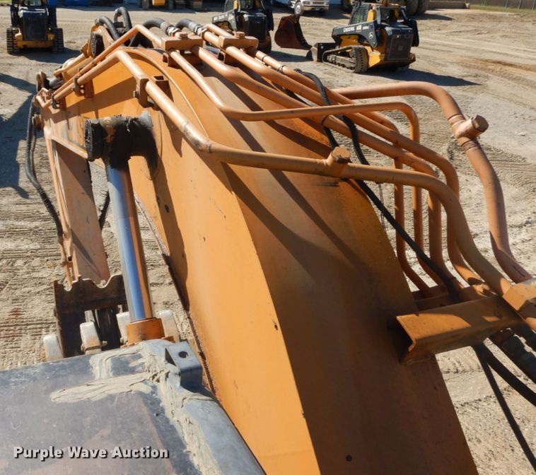 image for item DH5216 2004 Case CX135SR  excavator