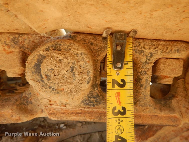 image for item DH5216 2004 Case CX135SR  excavator