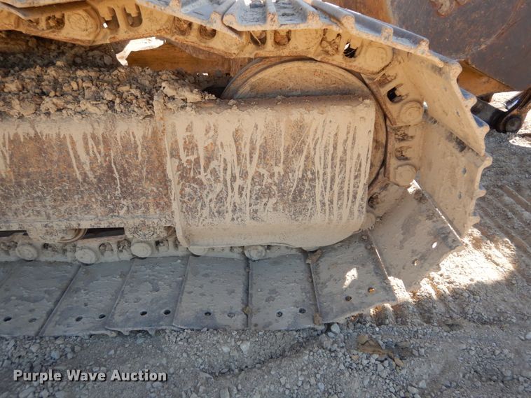 image for item DH5216 2004 Case CX135SR  excavator