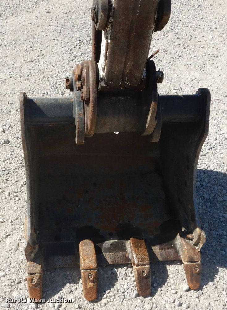 image for item DH5217 2006 Bobcat 430  mini excavator