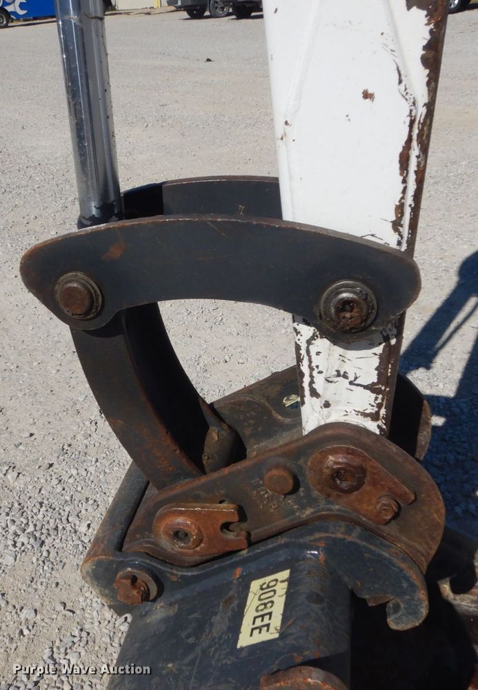 image for item DH5217 2006 Bobcat 430  mini excavator