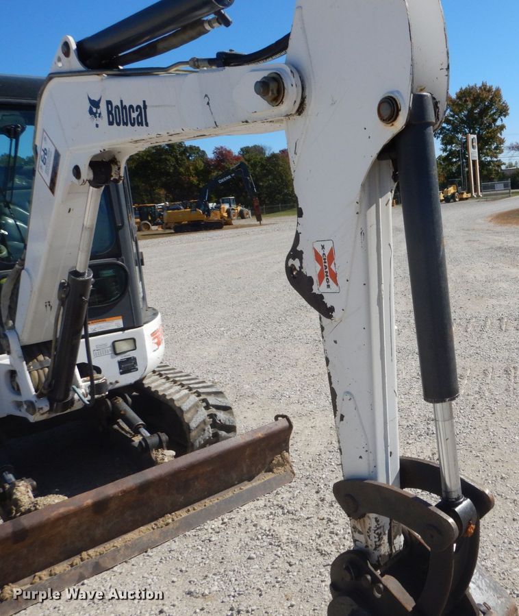 image for item DH5217 2006 Bobcat 430  mini excavator