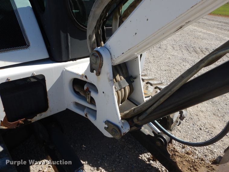 image for item DH5217 2006 Bobcat 430  mini excavator