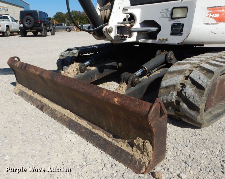 image for item DH5217 2006 Bobcat 430  mini excavator