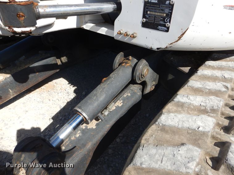 image for item DH5217 2006 Bobcat 430  mini excavator