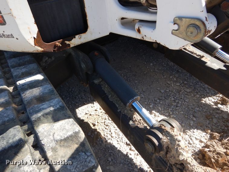 image for item DH5217 2006 Bobcat 430  mini excavator