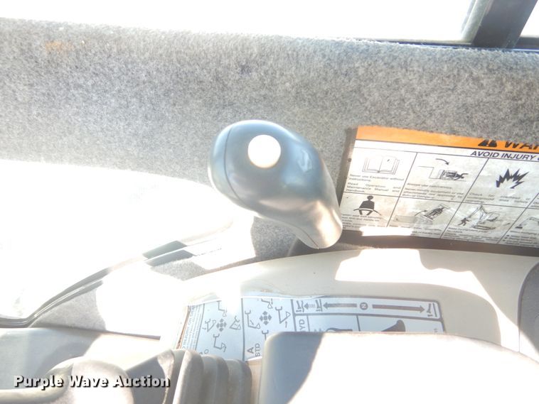 image for item DH5217 2006 Bobcat 430  mini excavator