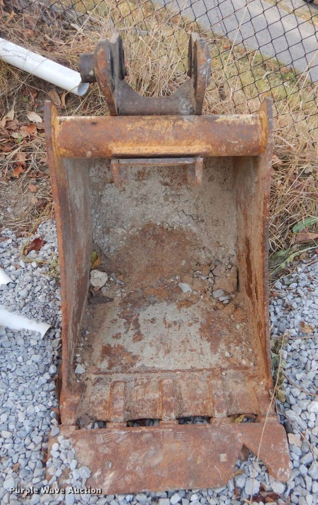image for item DH5220 Bobcat 24"W excavator bucket