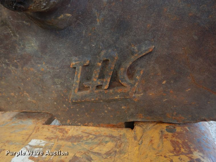 image for item DH5220 Bobcat 24"W excavator bucket