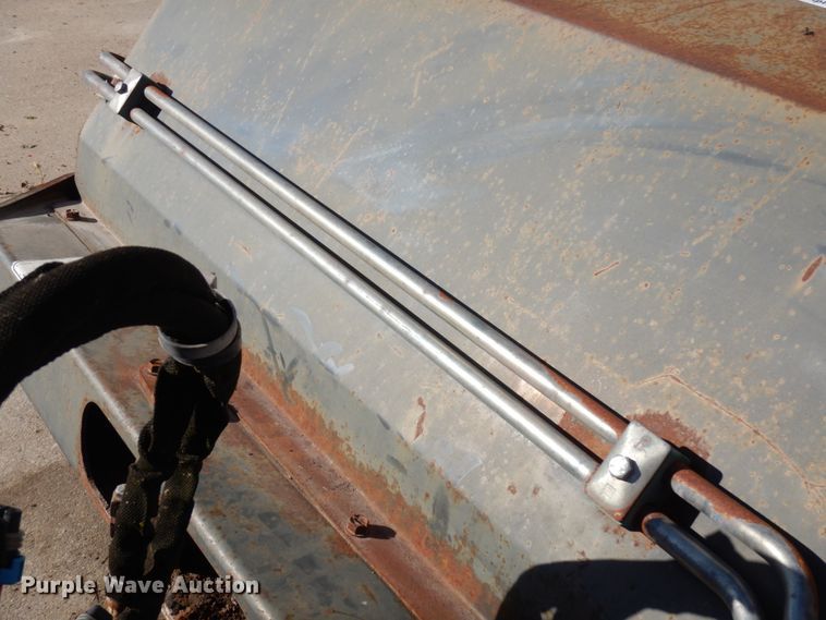 image for item DH6679 Erskine 7'W skid steer broom