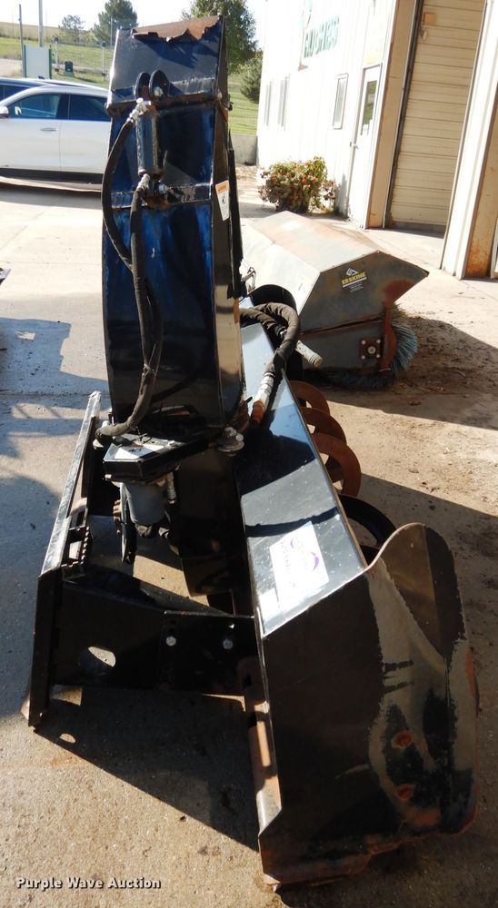 image for item DH6680 72"W skid steer snow blower