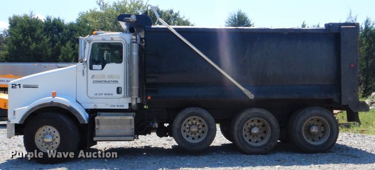 image for item DI0387 2007 Kenworth T800  dump truck