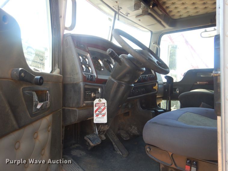 image for item DI0387 2007 Kenworth T800  dump truck