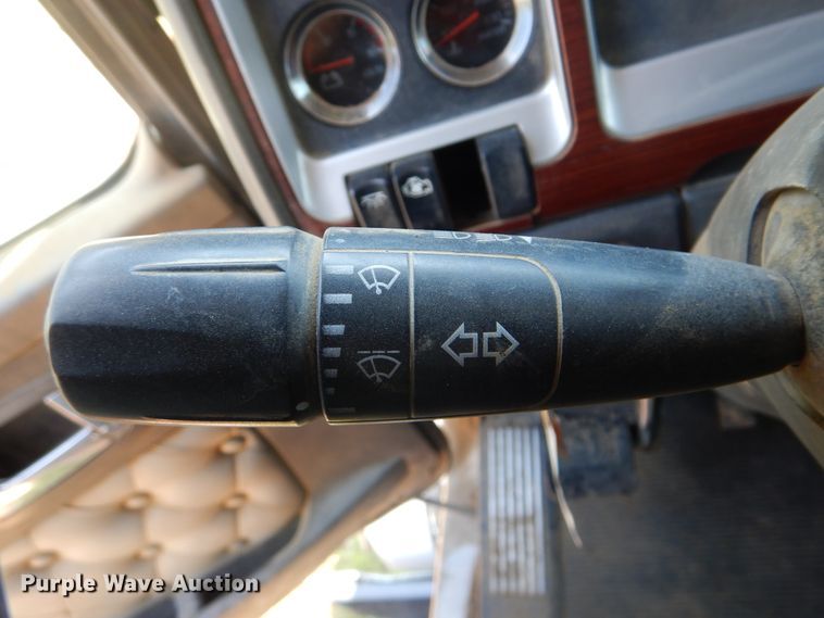 image for item DI0387 2007 Kenworth T800  dump truck