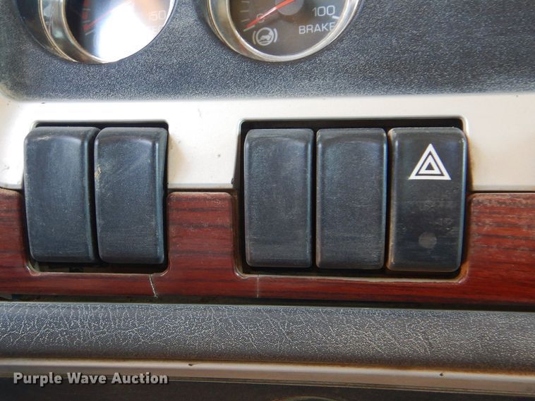 image for item DI0387 2007 Kenworth T800  dump truck