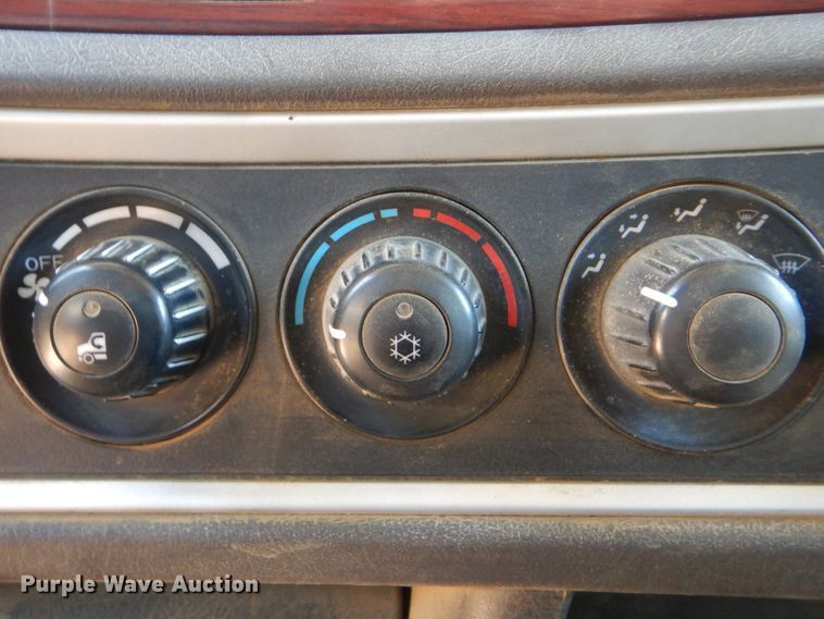 image for item DI0387 2007 Kenworth T800  dump truck