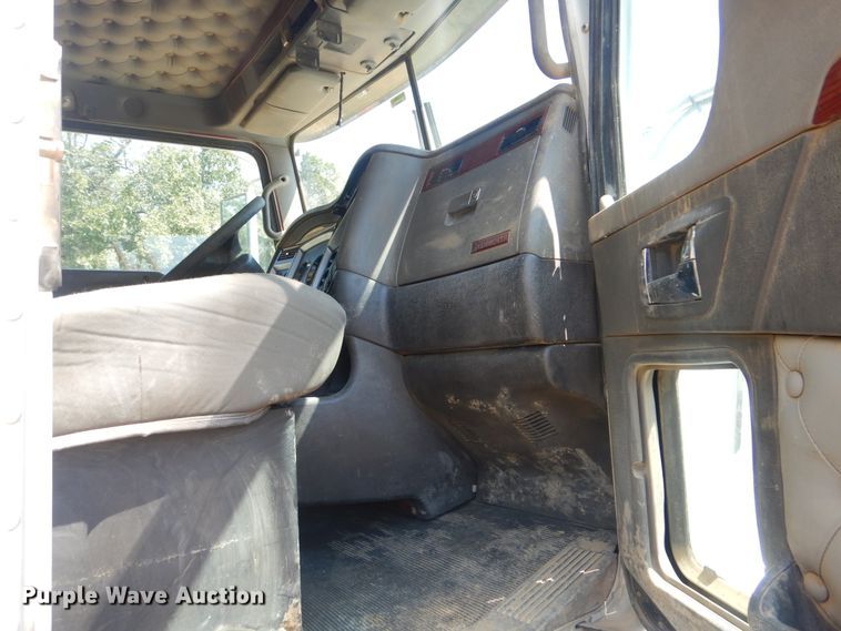 image for item DI0387 2007 Kenworth T800  dump truck