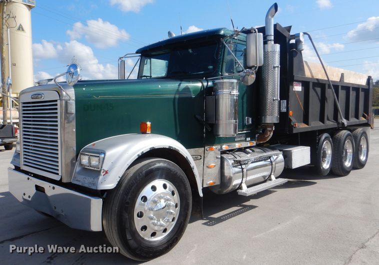 image for item DI0476 2007 Freightliner FLD  dump truck