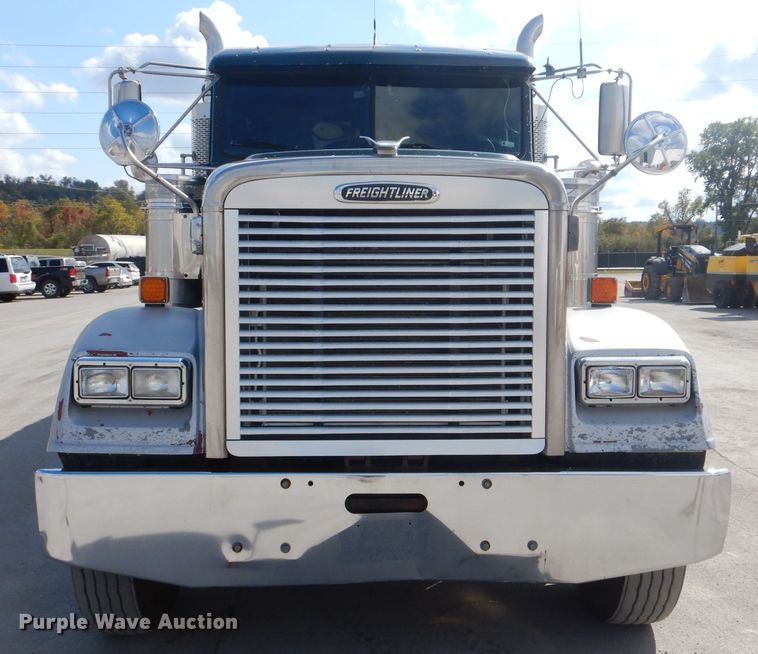 image for item DI0476 2007 Freightliner FLD  dump truck