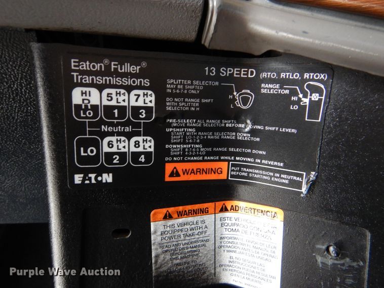 image for item DI0476 2007 Freightliner FLD  dump truck