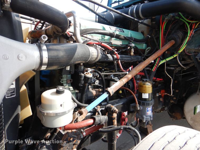 image for item DI0476 2007 Freightliner FLD  dump truck