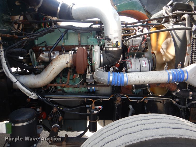 image for item DI0476 2007 Freightliner FLD  dump truck