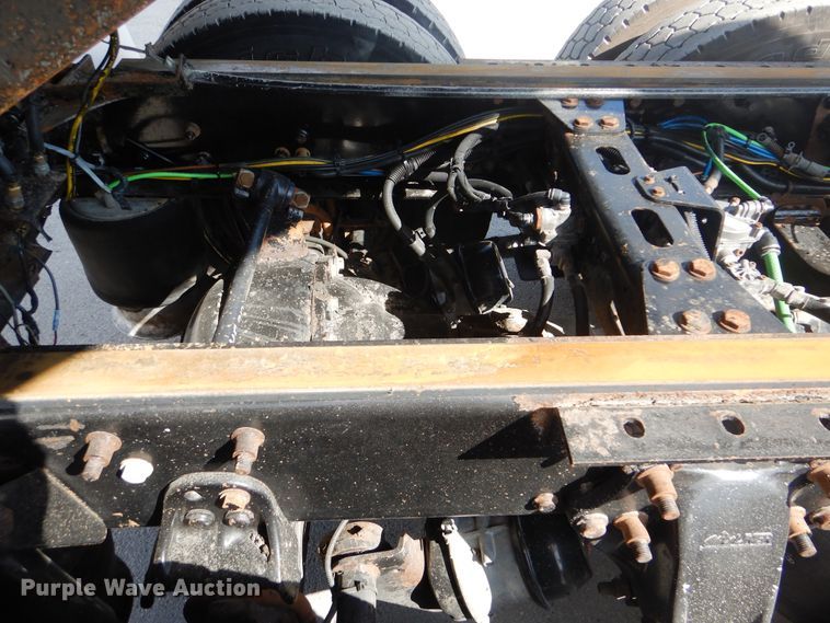 image for item DI0476 2007 Freightliner FLD  dump truck