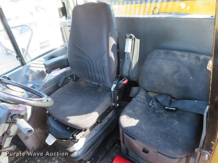 image for item DI3769 2006 Caterpillar 740  haul truck