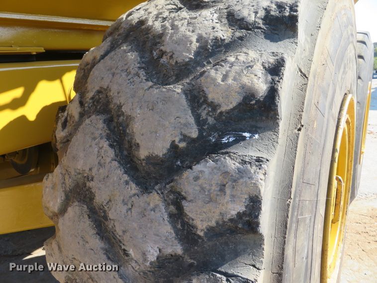 image for item DI3769 2006 Caterpillar 740  haul truck