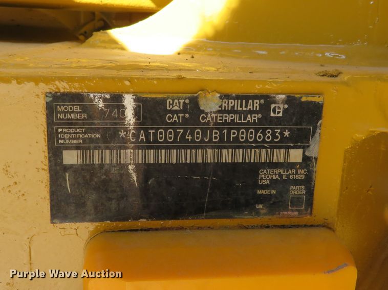 image for item DI3769 2006 Caterpillar 740  haul truck