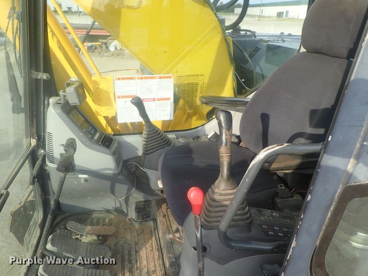 image for item DI7258 2001 Komatsu PC228US-3  excavator