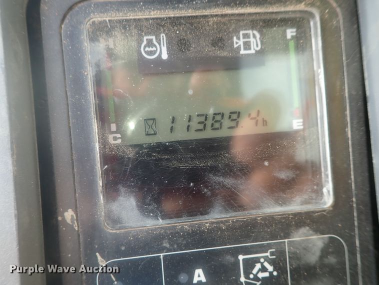 image for item DI7258 2001 Komatsu PC228US-3  excavator